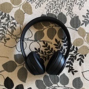 Beats solo3 wireless Black